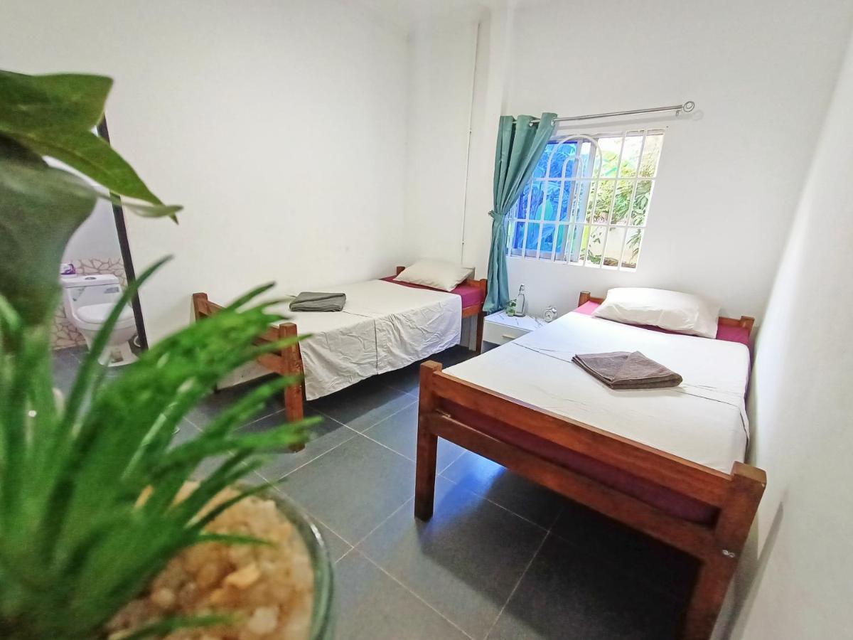 Sam'S Guesthouse M'Pai Bay Koh Rong Sanloem Exterior photo